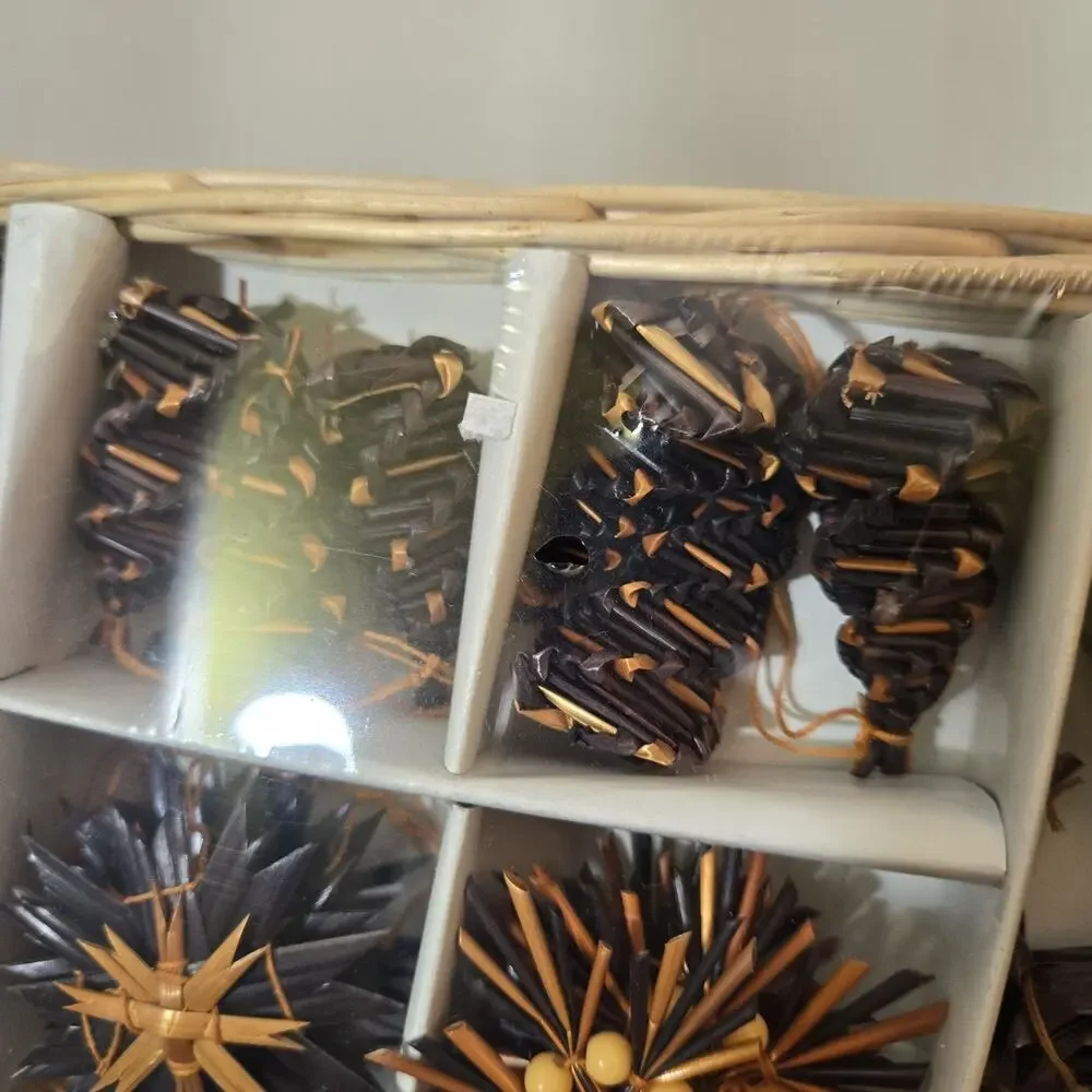 Ikea 42 Straw‎ Wicker Style Christmas Ornaments In Box